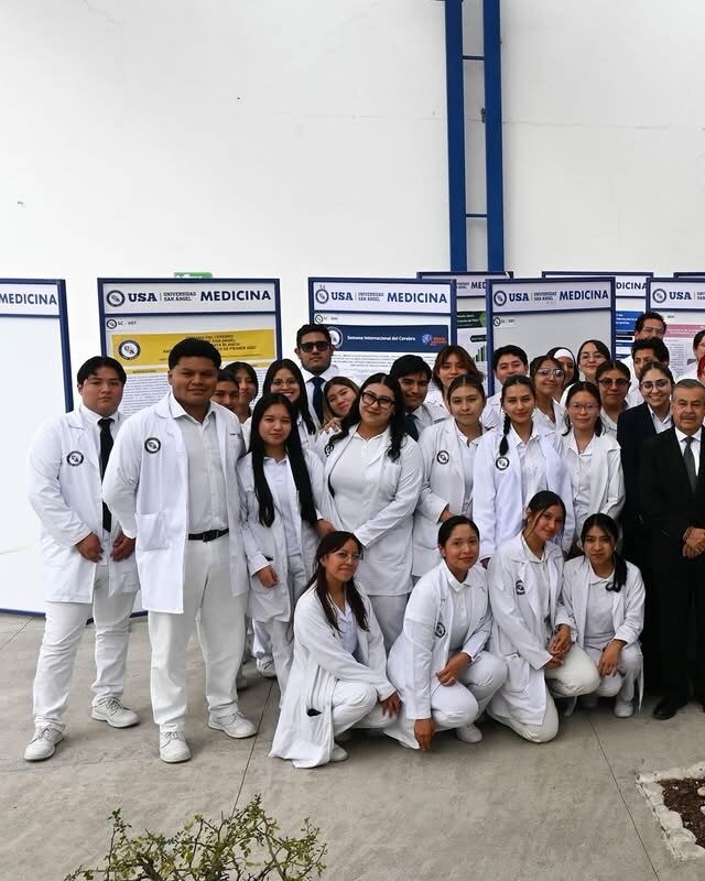 Instagram post from universidadsanangel. This post is in position 4.