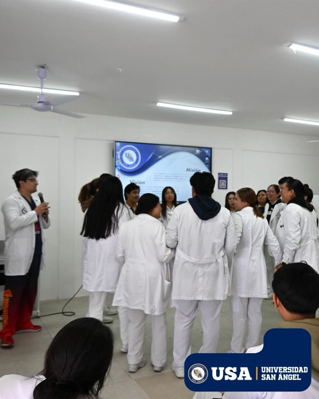 Instagram post from universidadsanangel. This post is in position 12.