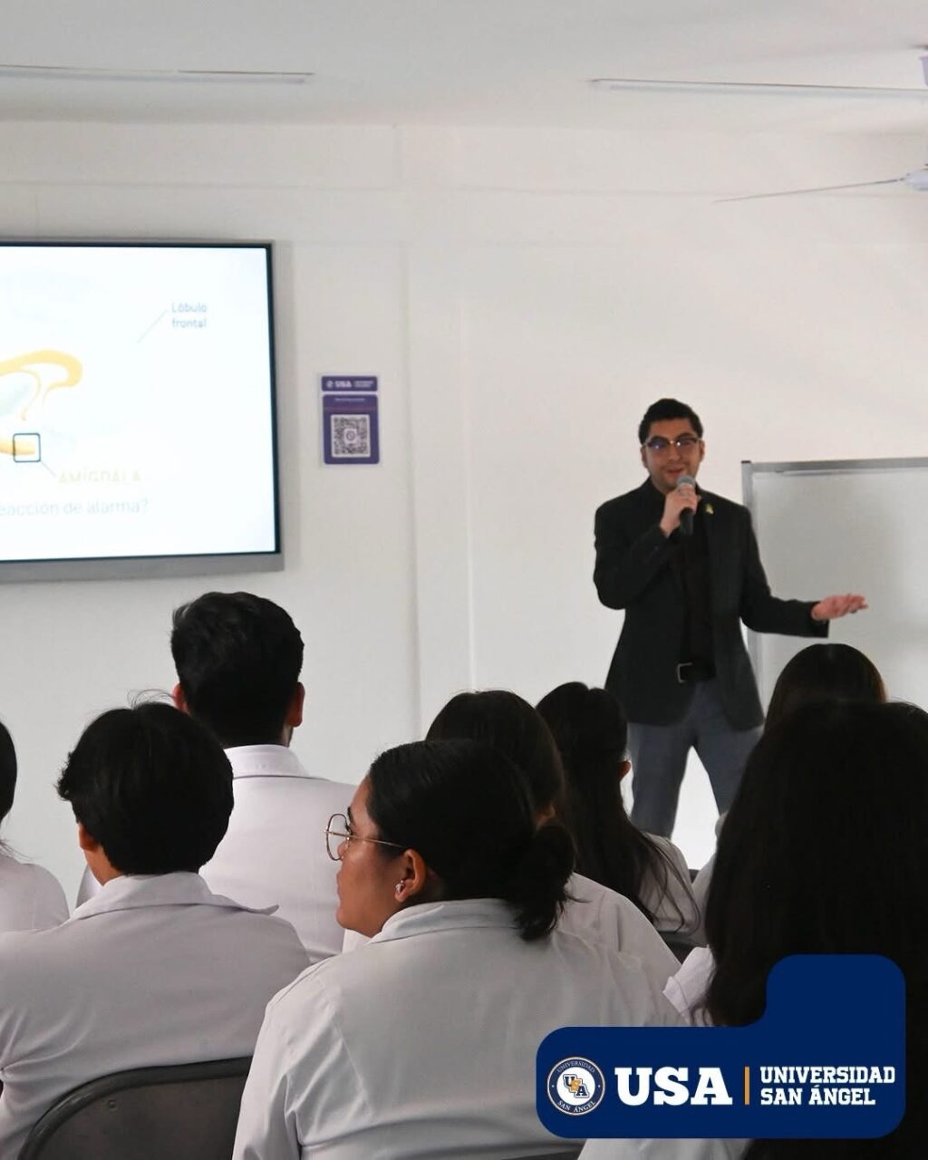 Instagram post from universidadsanangel. This post is in position 7.