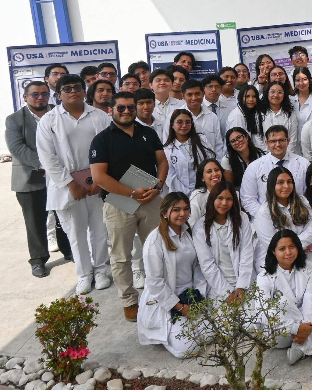 Instagram post from universidadsanangel. This post is in position 3.